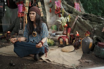 Quang Tuấn – Khả Như tái hợp, 'Quỷ nhập tràng 2' hé lộ hậu trường ám ảnh trước ngày mở bán vé