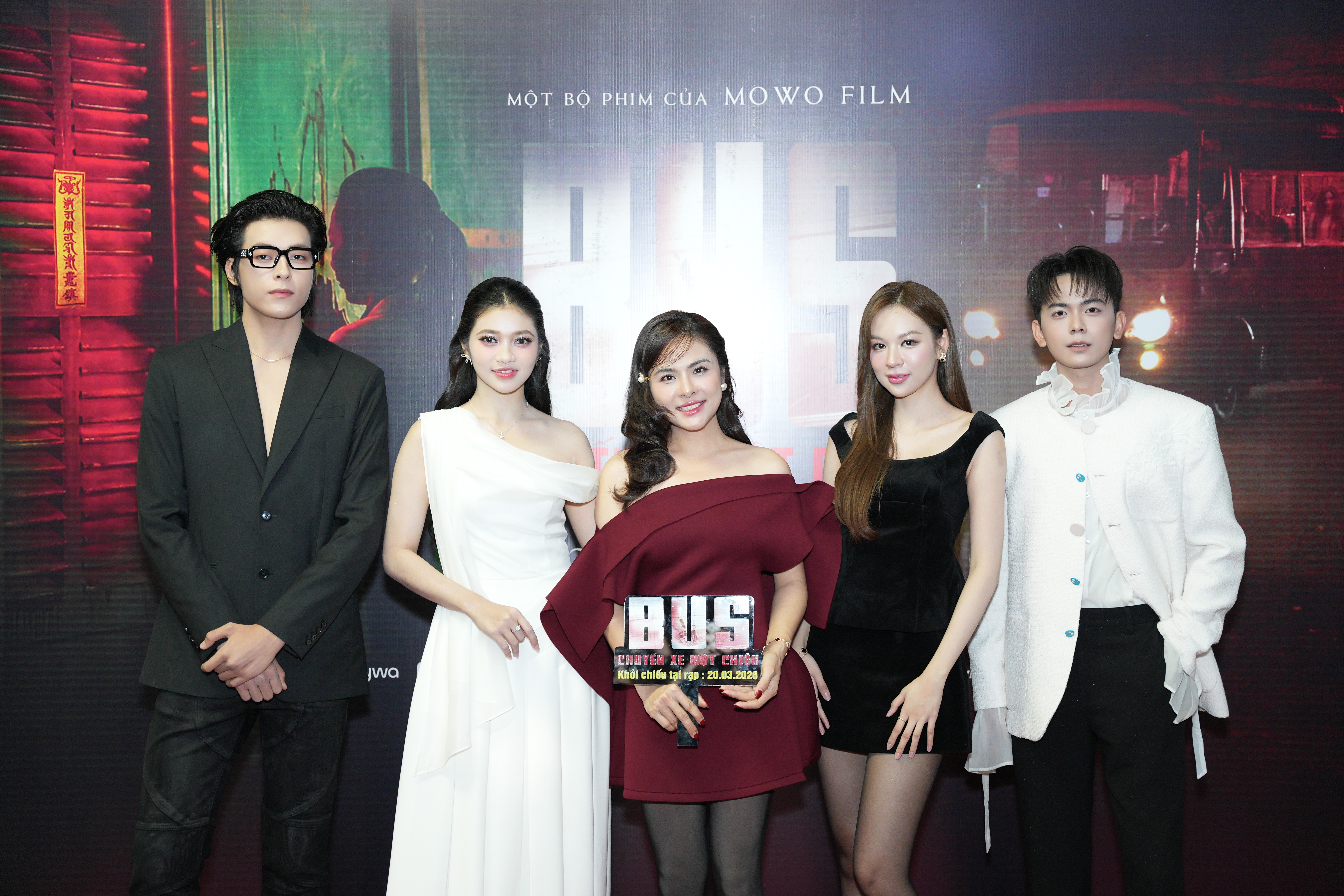 'Bus: Chuyến xe một chiều': Chuyện tâm linh từ những linh hồn 'gạn đục, khơi trong' để bước qua một thế giới mới