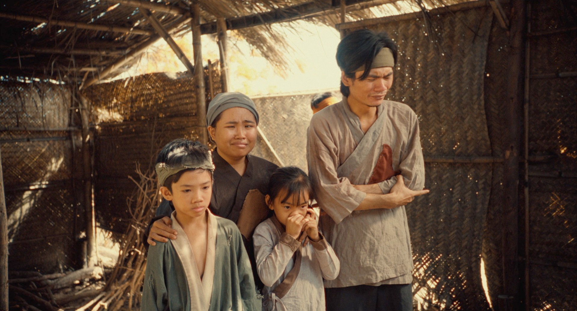 Sau 'Trạng Quỳnh', đạo diễn Đức Thịnh tiếp tục bùng nổ với hài dân gian 'Trùm Sò'