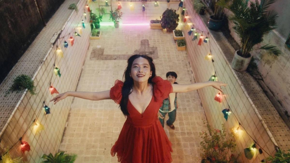 Vì sao nhân vật Hoài trong Cảm ơn người đã thức cùng tôi gây tranh cãi?