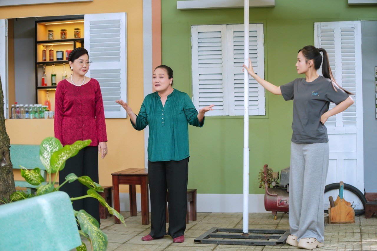 Nghệ sĩ Thanh Ngọc tiết lộ lời khuyên của chị hai Thanh Hằng và Ngân Quỳnh dành cho mình