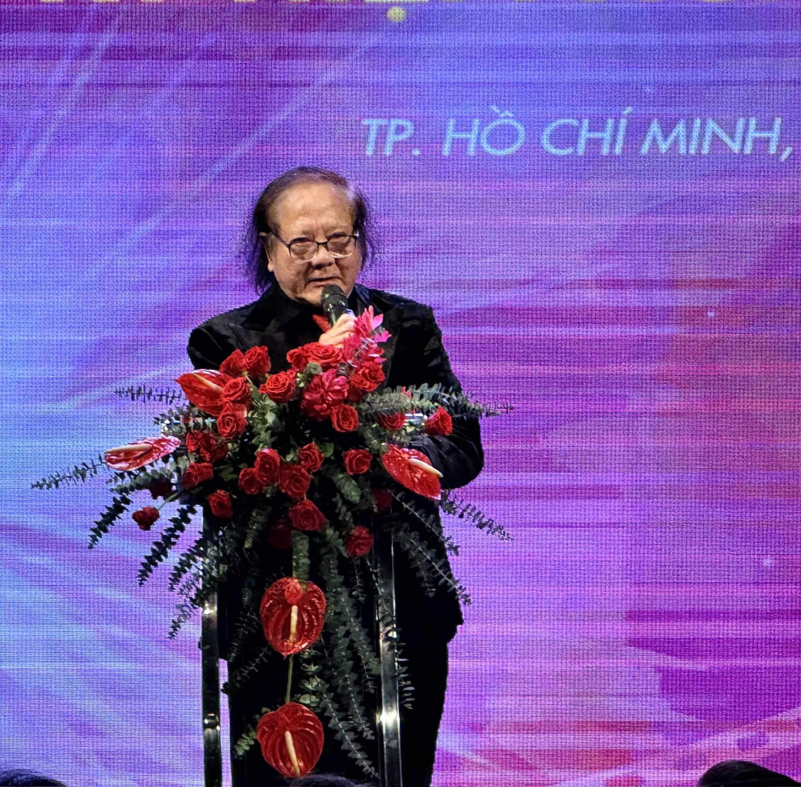 218 Hội viên điện ảnh phía Nam nhận Kỷ niệm chương đợt 2 'Vì sự nghiệp điện ảnh', nhân kỷ niệm 73 năm Ngày Điện ảnh Việt Nam