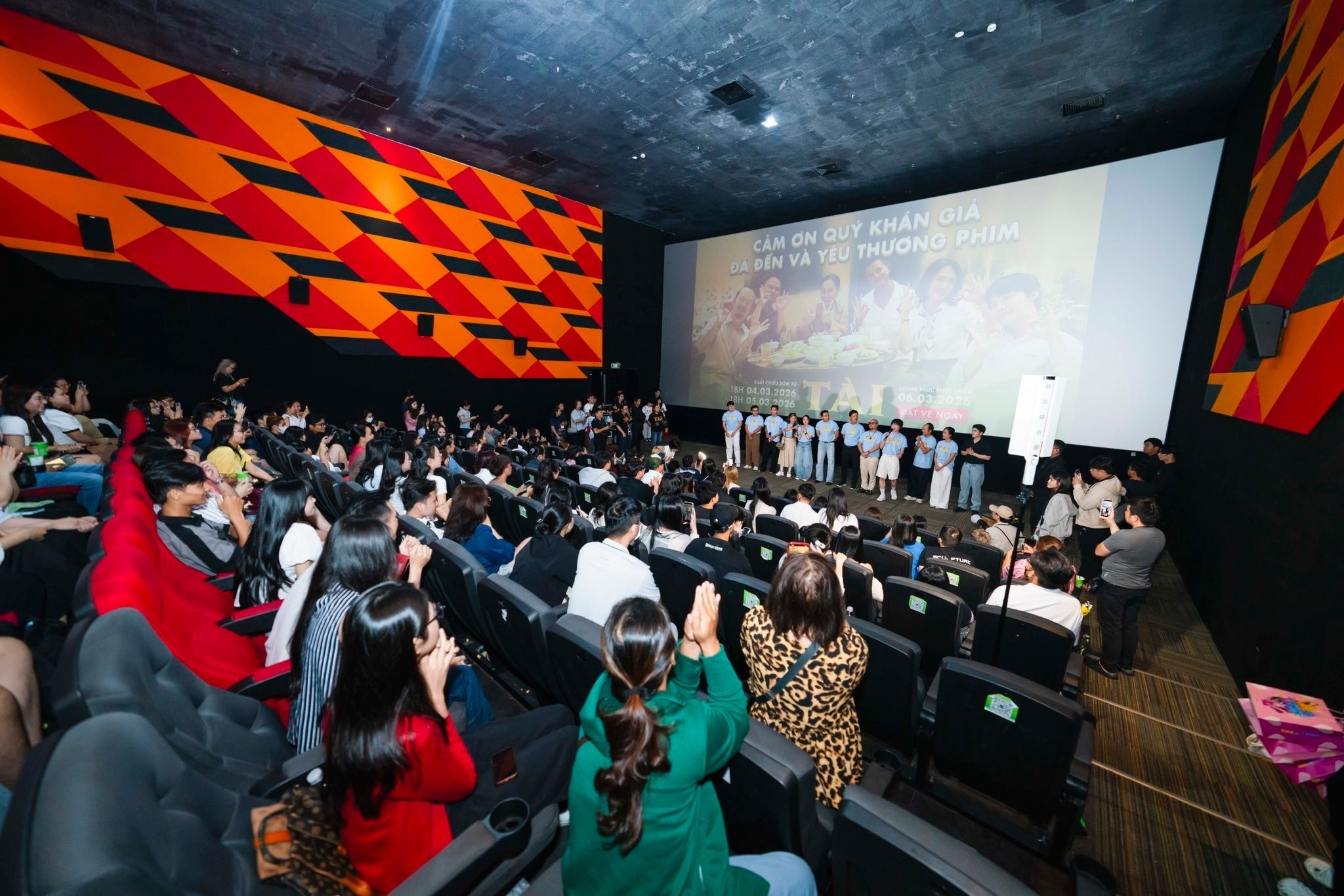 Món quà đặc biệt ngày Quốc tế phụ nữ từ Mỹ Tâm sau chuỗi cinetour phim 'Tài'