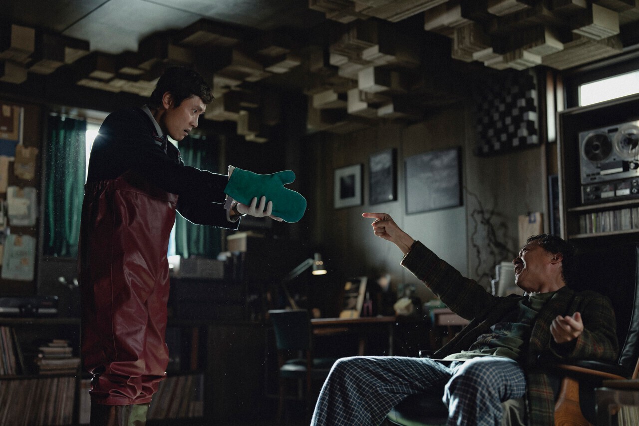 Lee Byung-hun, ngôi sao không mệt mỏi!