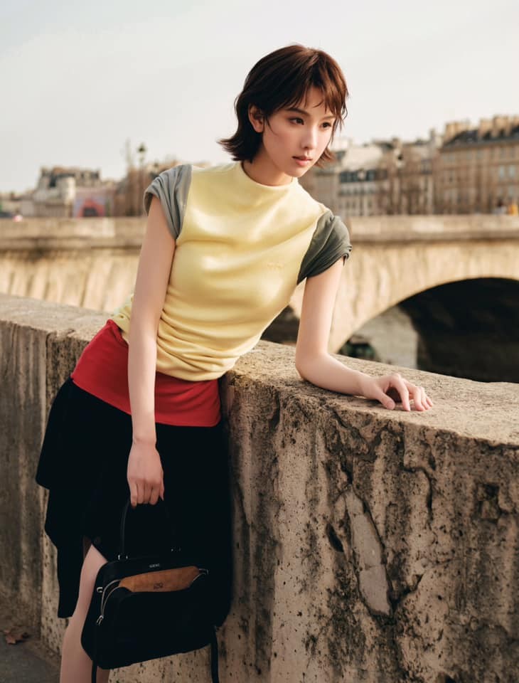 Trần Đô Linh gây chú ý với mái tóc ngắn cá tính