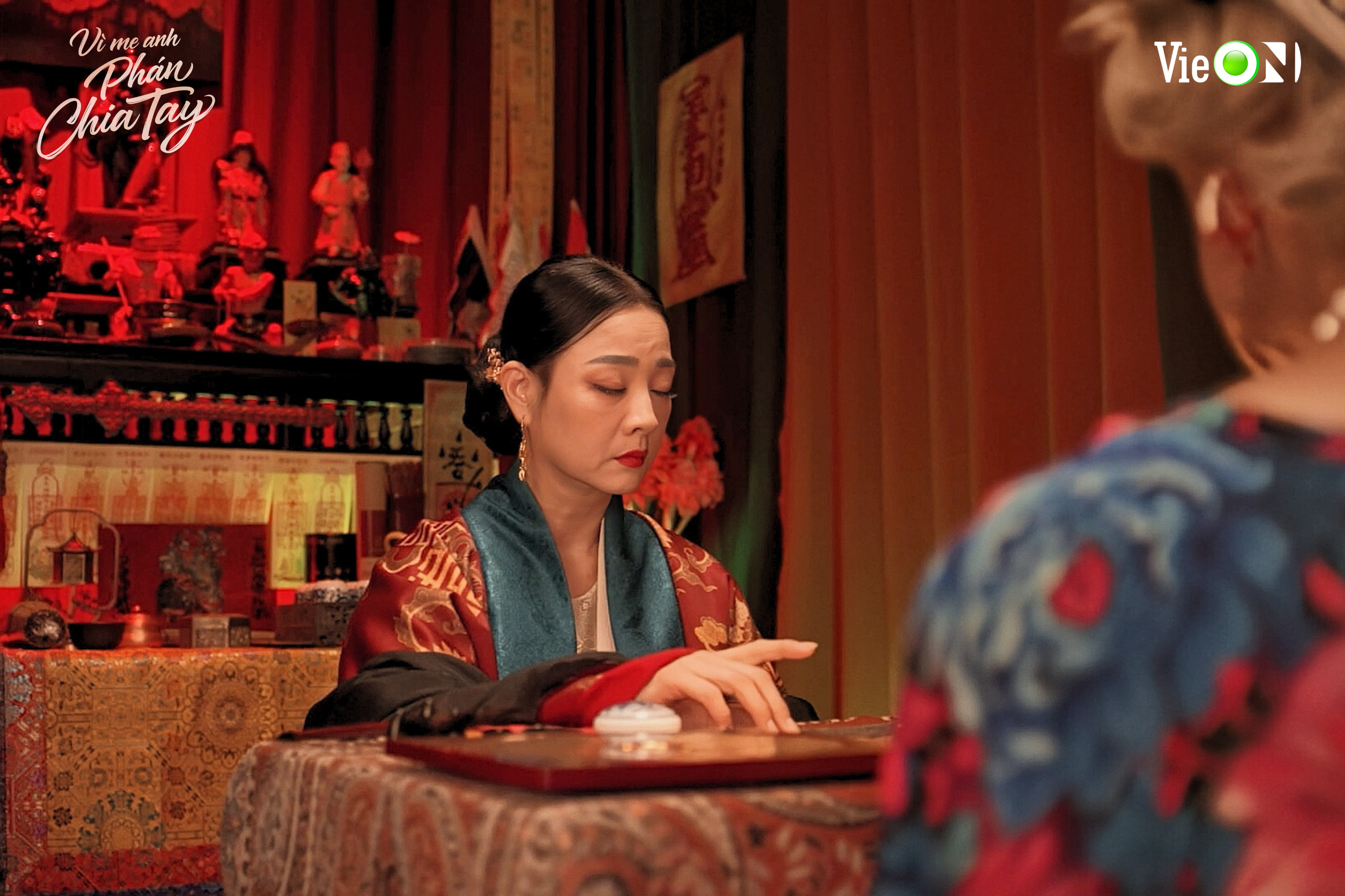 Nhân vật thầy bói của NSƯT Mỹ Duyên 'thao túng' cả ê-kip 'Vì mẹ anh phán chia tay'