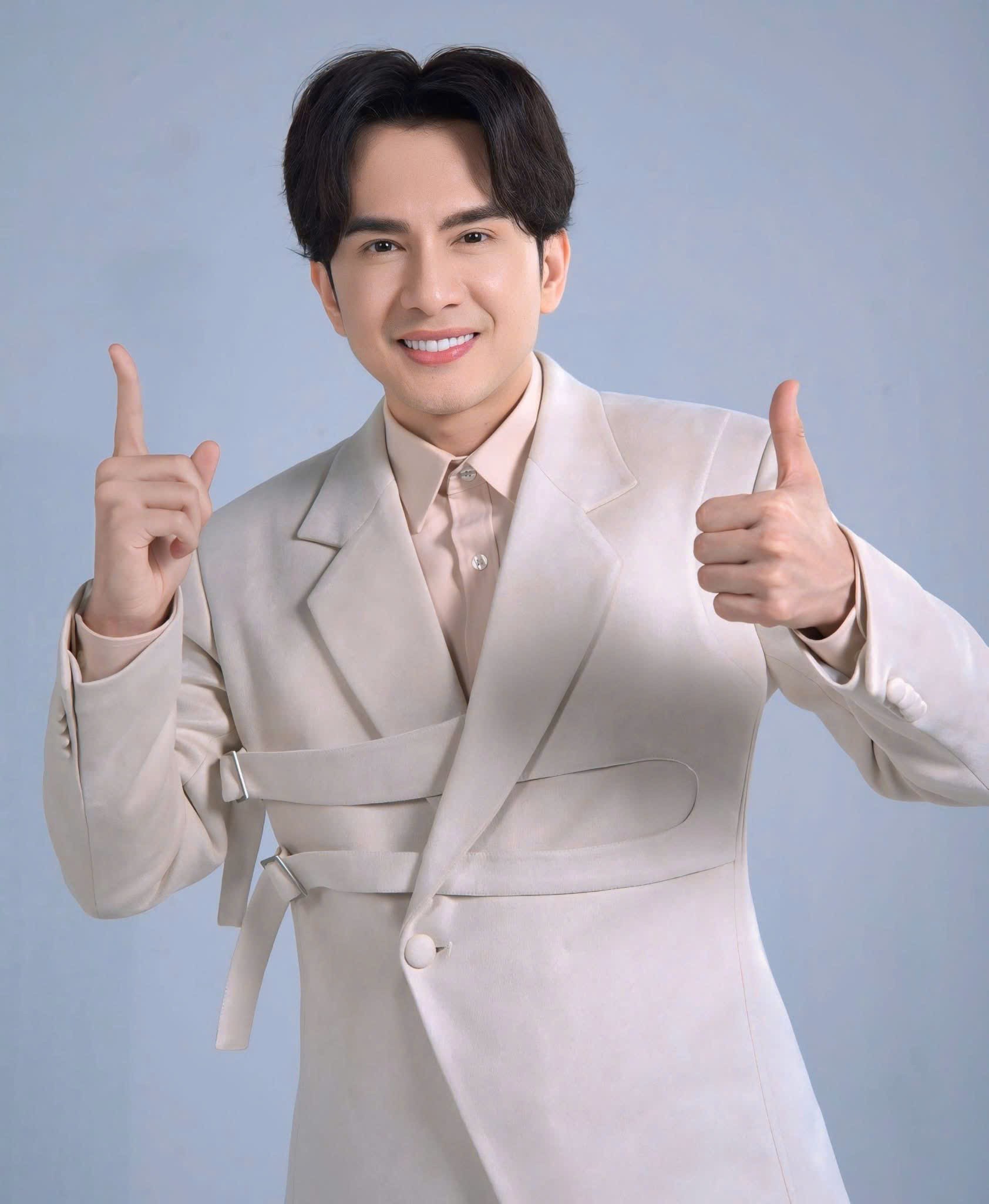 Đan Trường sẽ song ca cùng A Tuân trong siêu show 'Việt Nam tinh hoa - Anh em bốn bể một nhà'