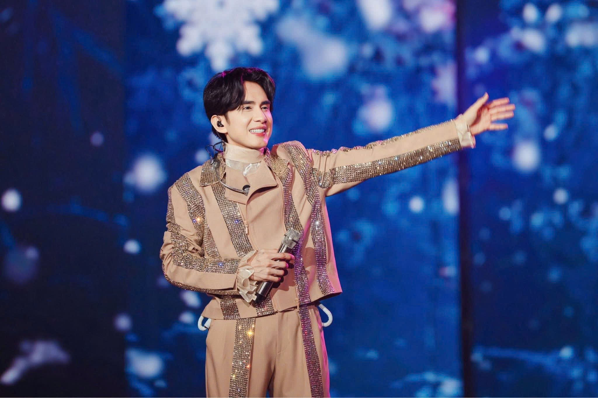 Đan Trường sẽ song ca cùng A Tuân trong siêu show 'Việt Nam tinh hoa - Anh em bốn bể một nhà'