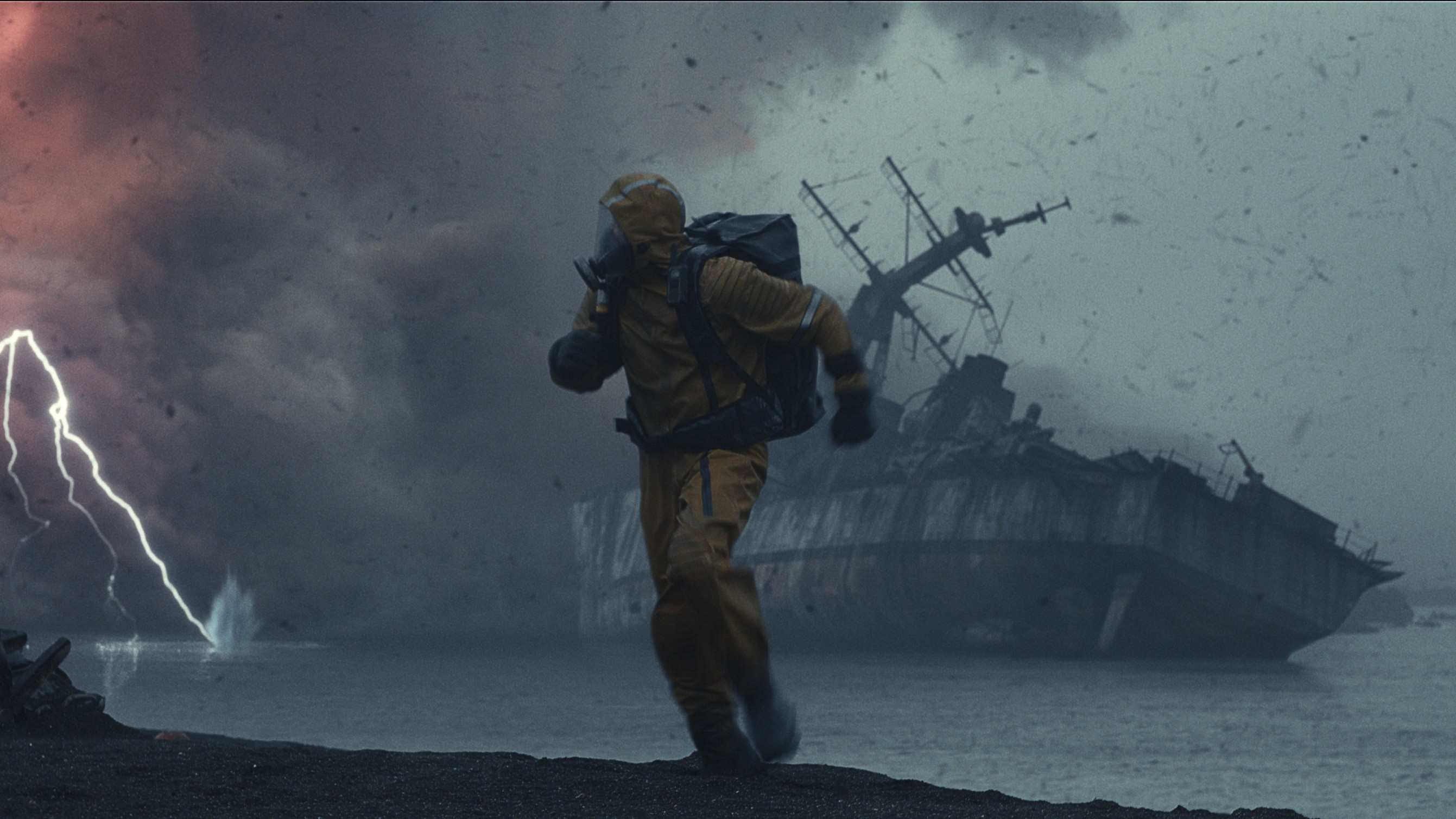 Bom tấn thảm họa thiên thạch trở lại, Gerard Butler tiếp tục dẫn đầu cuộc trốn chạy