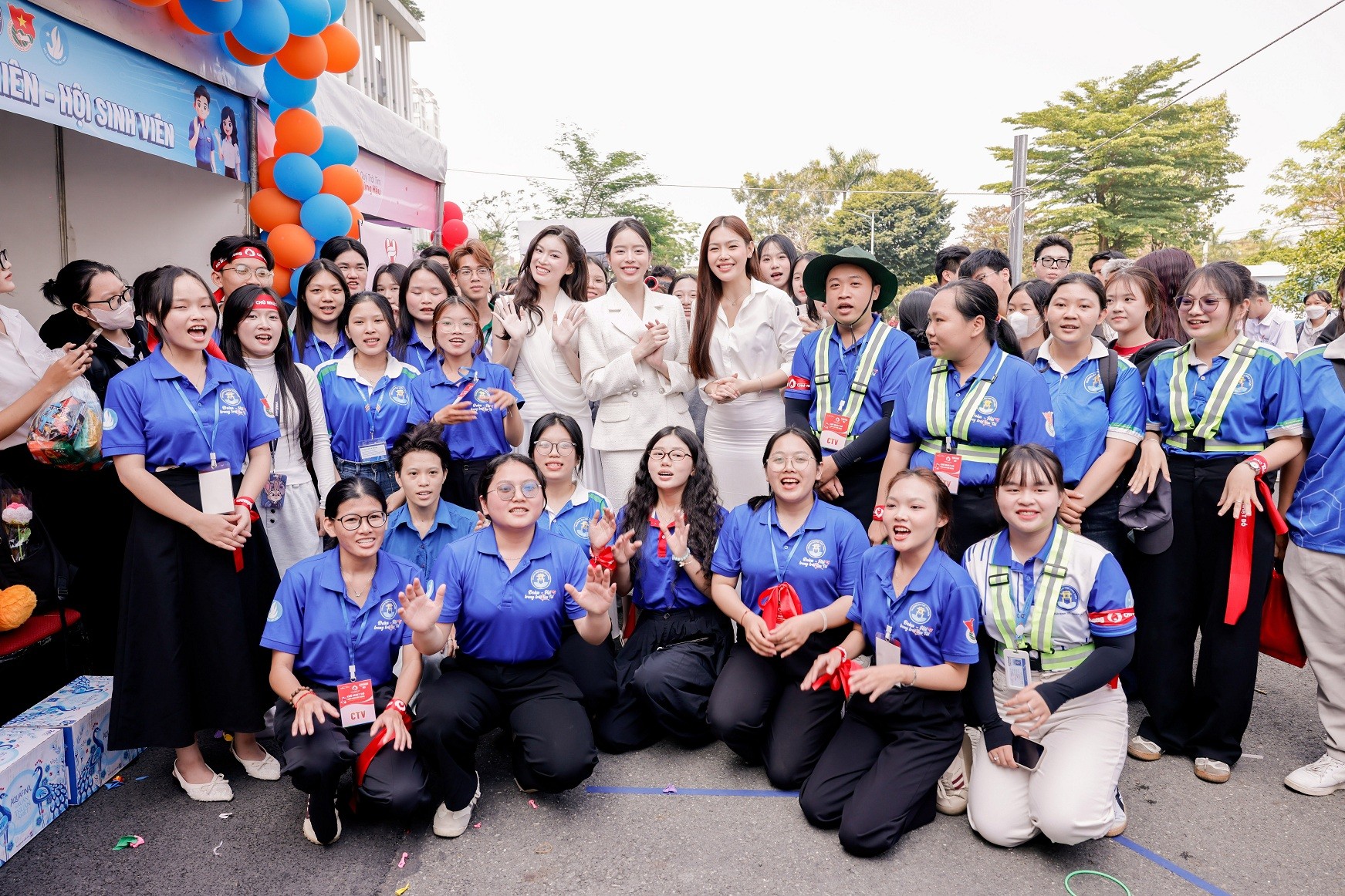 Một tuần hoạt động nổi bật: Hoa hậu, Á hậu hoàn vũ Việt Nam và 'Miss Cosmo' tham gia các hoạt động cộng đồng, lan tỏa giá trị tích cực đến với xã hội