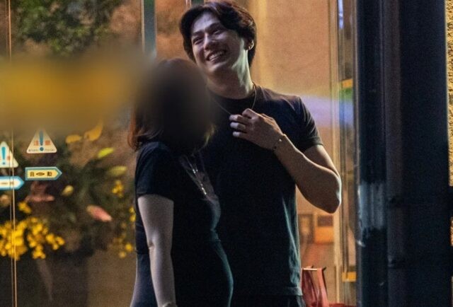 Nam thần 'One Piece' yêu từ cái nhìn đầu tiên với vợ hơn 7 tuổi