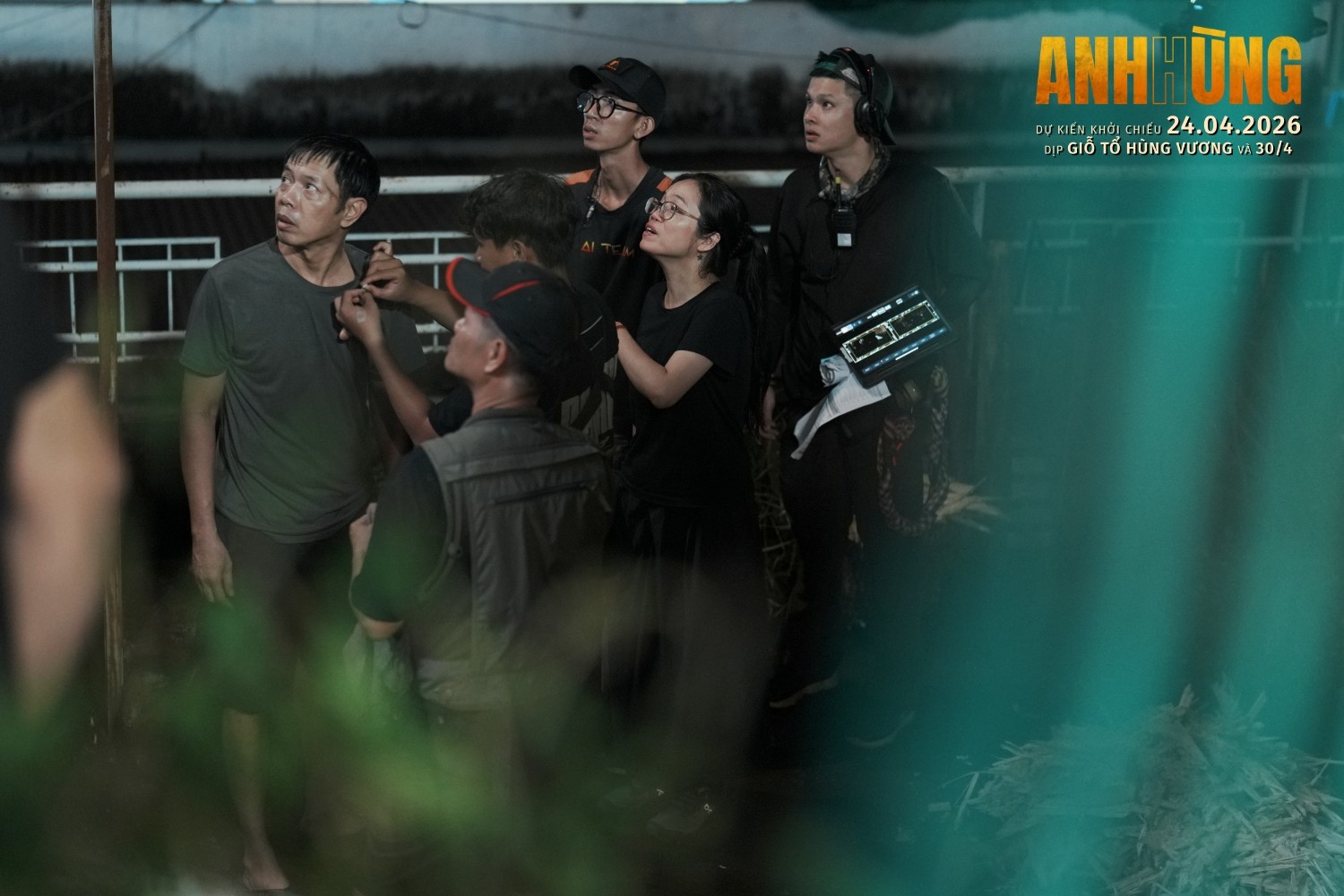 Vén màn hậu trường phim 'Anh Hùng': Ê-kip hé lộ danh tính 'anh hùng' thực sự, Thái Hòa nói 6 chữ không ai cãi được