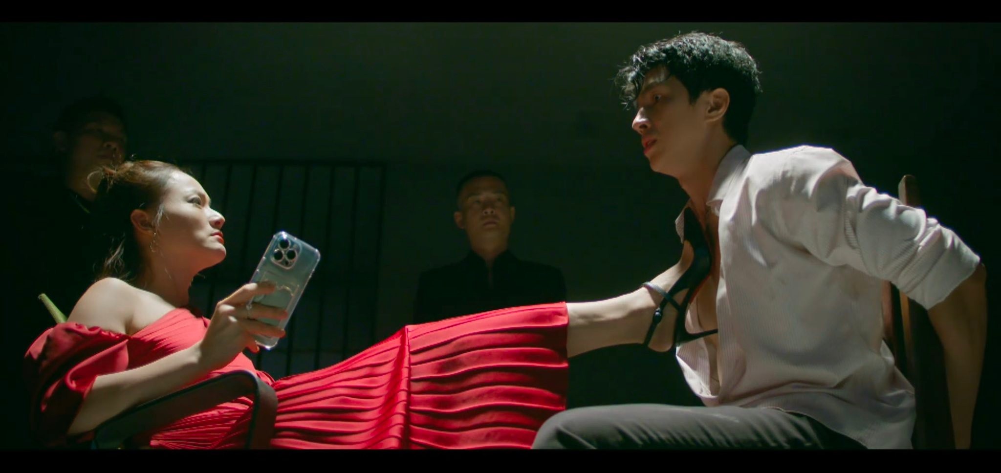 Lan Phương gây chú ý khi đăng ảnh 'ngôn tình' cùng Bình An