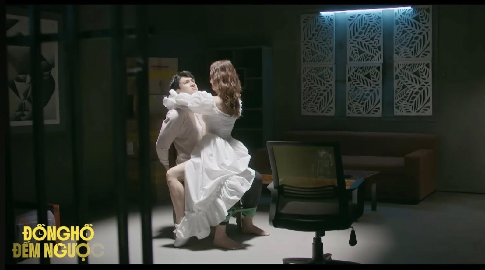 Đỉnh cao diễn xuất của nàng 'tắc kè hoa' Lan Phương