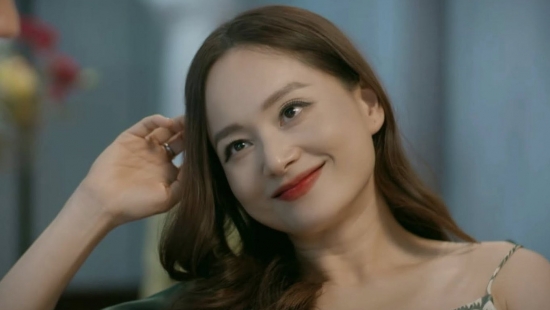 Đỉnh cao diễn xuất của nàng 'tắc kè hoa' Lan Phương