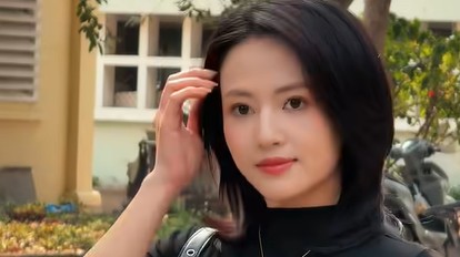 Việt Hoa gây sốt với diện mạo mới sau lễ đính hôn