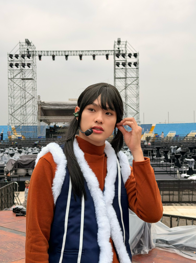 F4 ‘Vườn Sao Băng’ bất ngờ xuất hiện ở Mỹ Đình, BigDaddy hóa ‘boy phố’