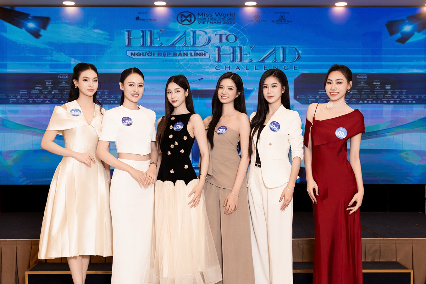 Top 48 'Miss World Vietnam 2025' trổ tài tranh biện, lộ diện thí sinh đầu tiên vào chung kết