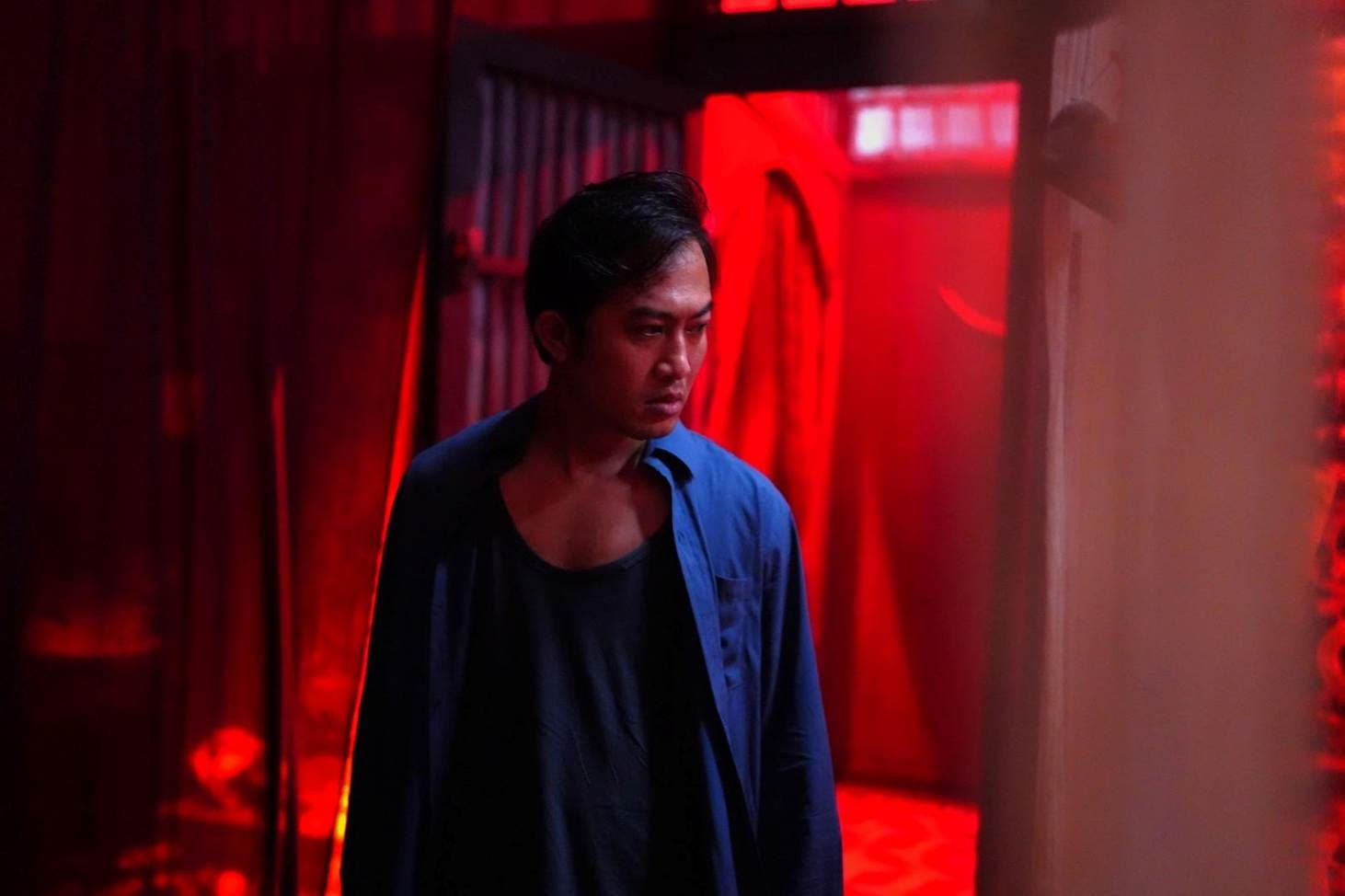 Dàn cast Bắc - Nam hội tụ, 'Quỷ nhập tràng 2' giữ Top 1 phòng vé chỉ sau 3 ngày, vượt mốc 40 tỷ