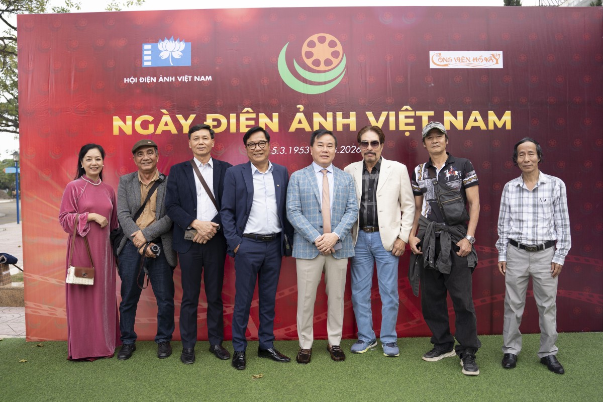 Trao Kỷ niệm chương 'Vì sự nghiệp Điện ảnh' cho các hội viên điện ảnh khu vực phía Bắc