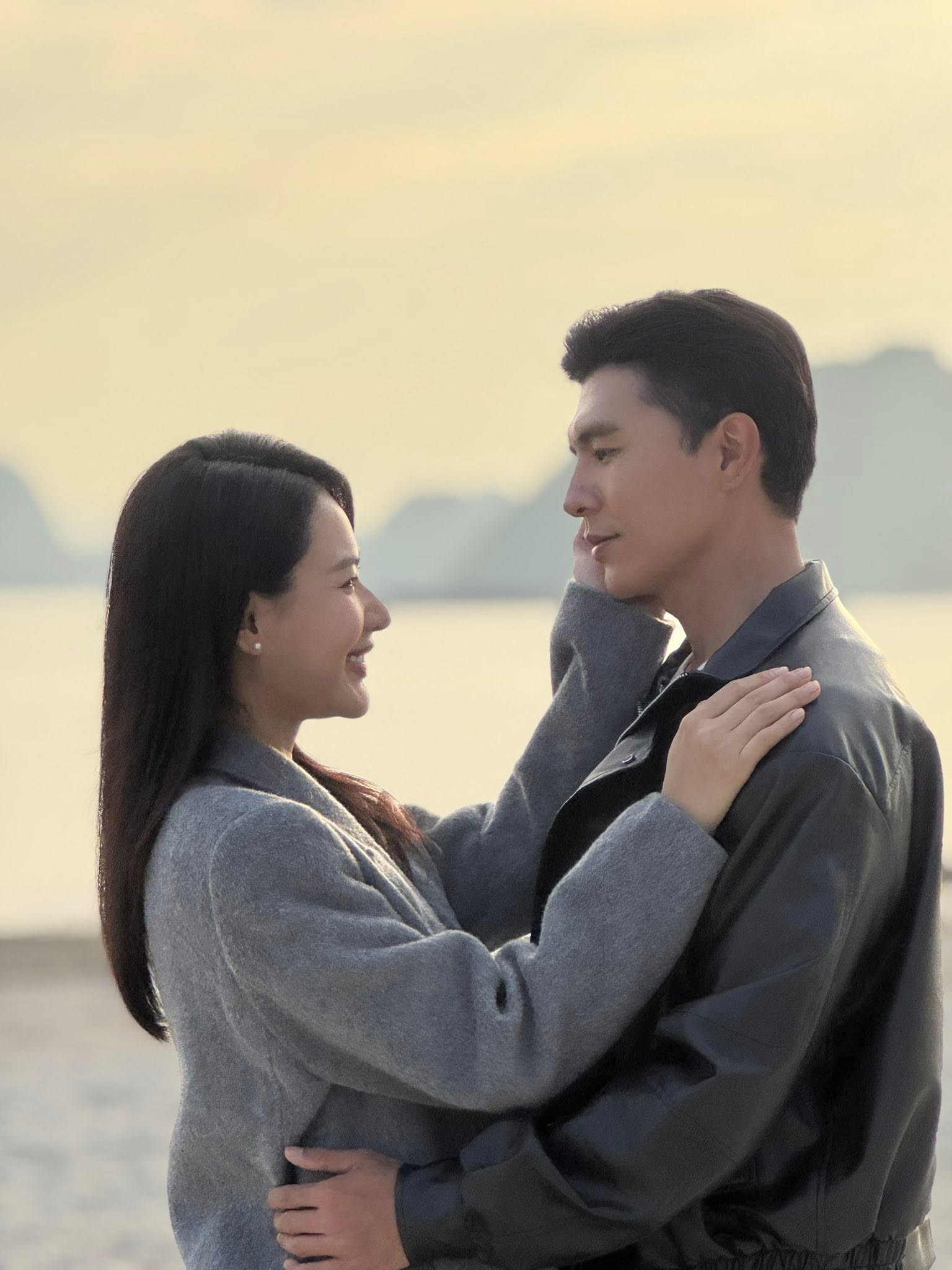 Cặp đôi 'Không giới hạn' gây bão với vũ điệu triệu view trên mạng xã hội