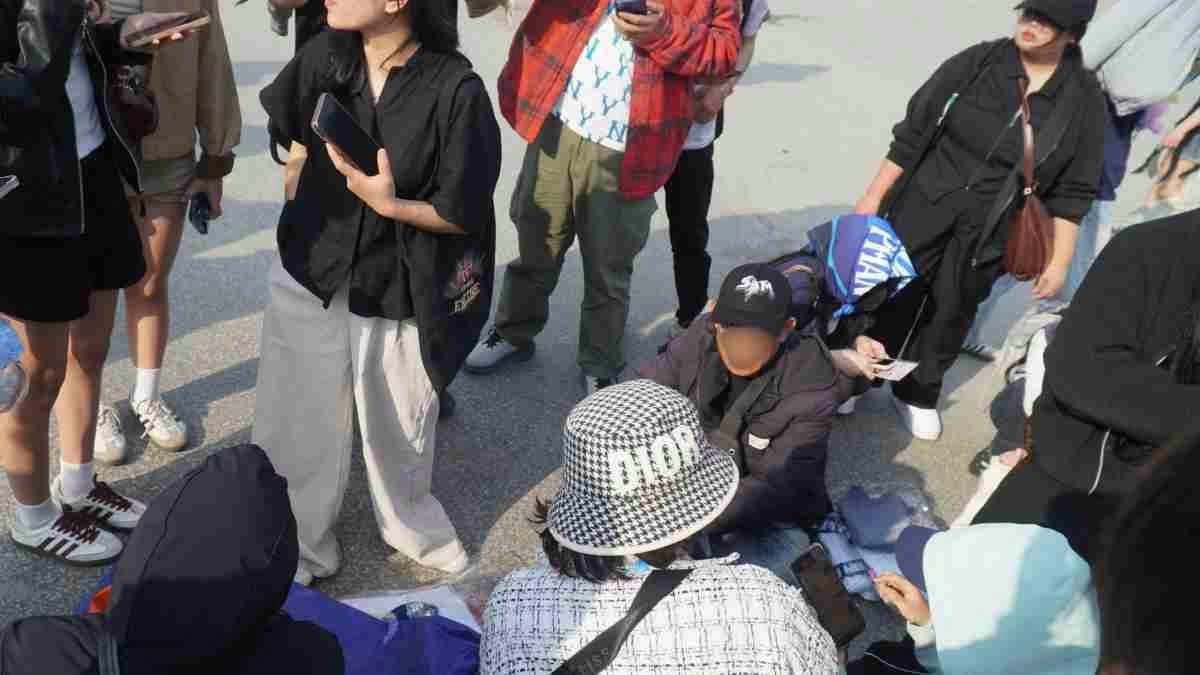 'Giải cứu' phe vé Anh trai say hi: Cú vả cực mạnh dành cho dân buôn ngay trước giờ G