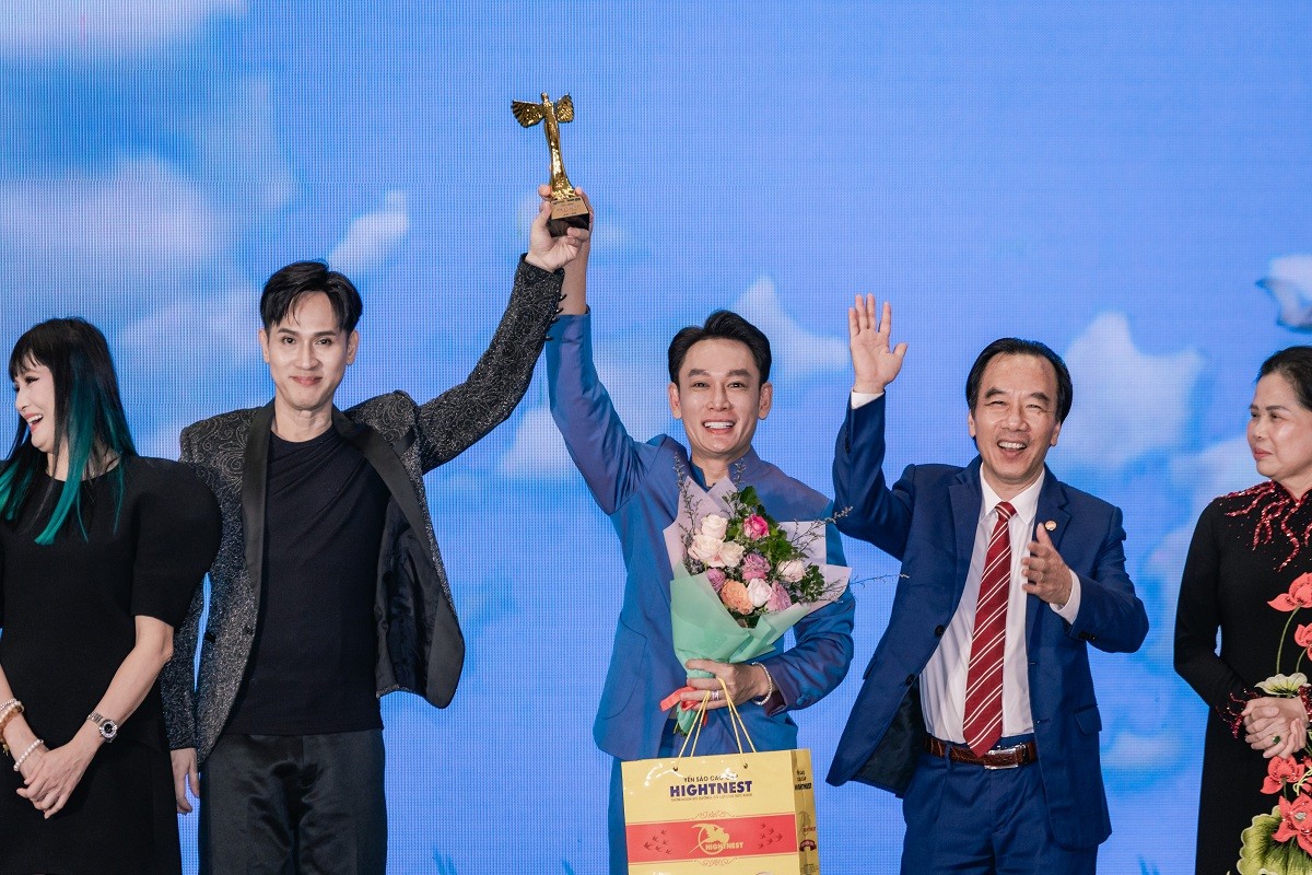 Nhiều nghệ sĩ, Hoa - Á hậu được tôn vinh tại chương trình Đại sứ nhân ái Việt Nam 2026