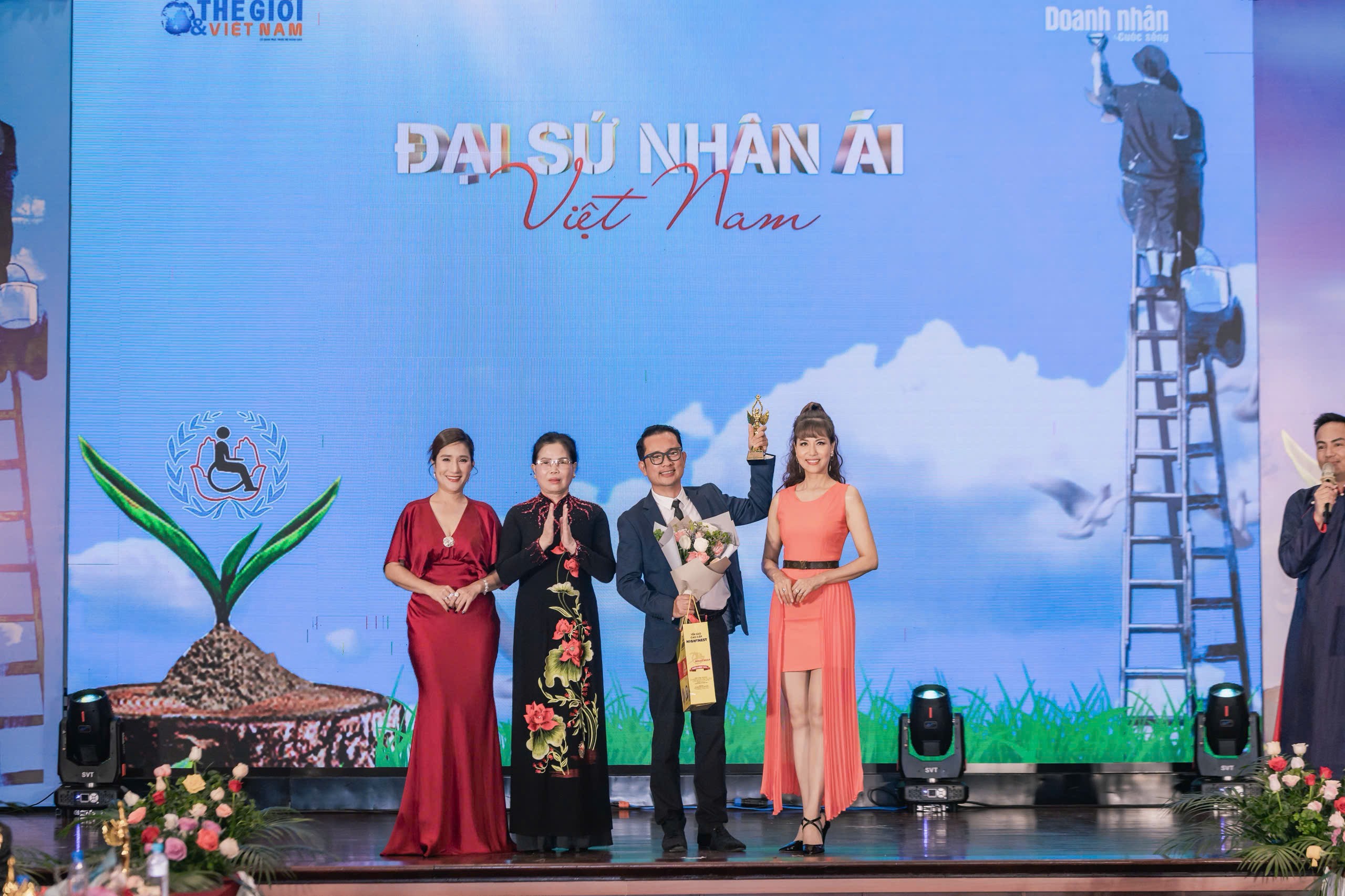 Nhiều nghệ sĩ, Hoa - Á hậu được tôn vinh tại chương trình Đại sứ nhân ái Việt Nam 2026