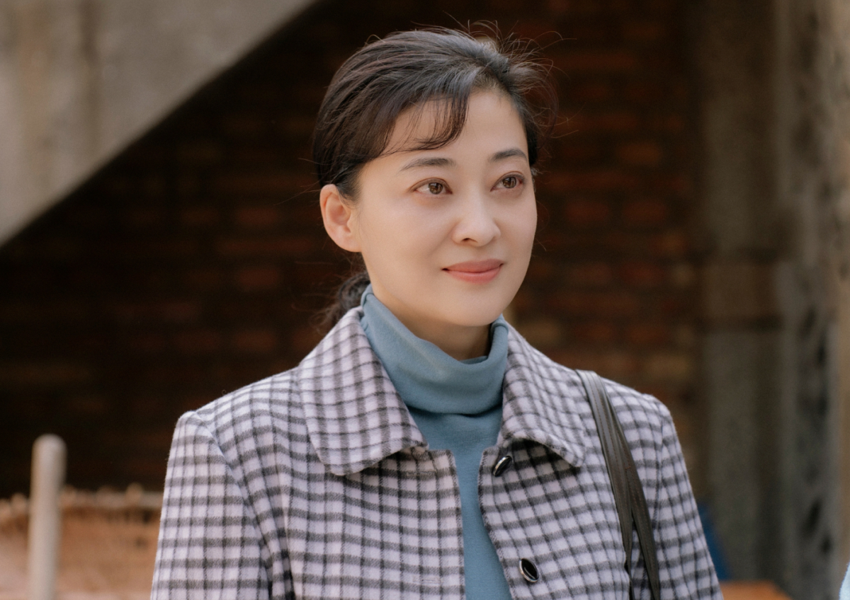 'Trục Ngọc' tụt hạng rating dù lập kỷ lục trên nền tảng