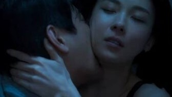 Ha Ji Won và Joo Ji Hoon hôn cực 'cháy' vẫn không gánh được rating 'Climax'