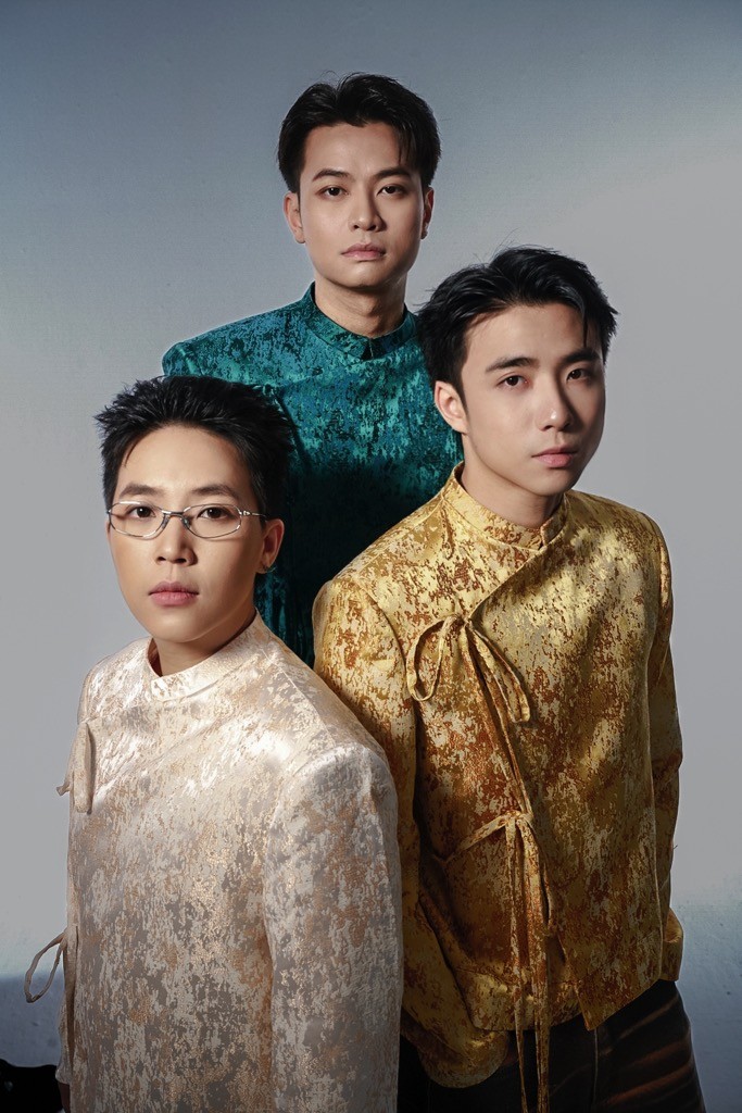 Kai Đinh và Ninh Dương Story xuất hiện tại Quảng trường Thời Đại trong chiến dịch Glow của Spotify