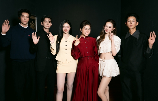 Vân Trang trải lòng về Luk Vân: Mọi người thường nói về câu chuyện tiền bạc khi làm phim, còn tôi thấy một nữ đạo diễn đầy tâm huyết với điện ảnh