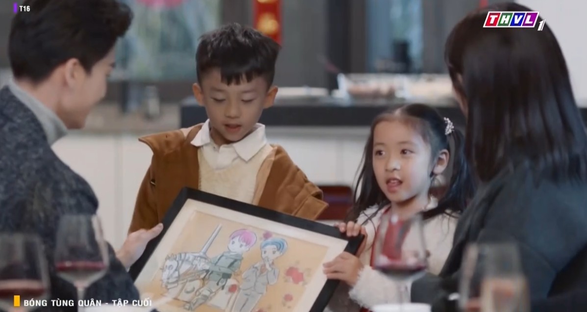 'Bóng tùng quân' tập cuối: Ngụy Lam bị cài bom lên người, Hồng Tinh Tinh bất chấp lao vào cứu chồng