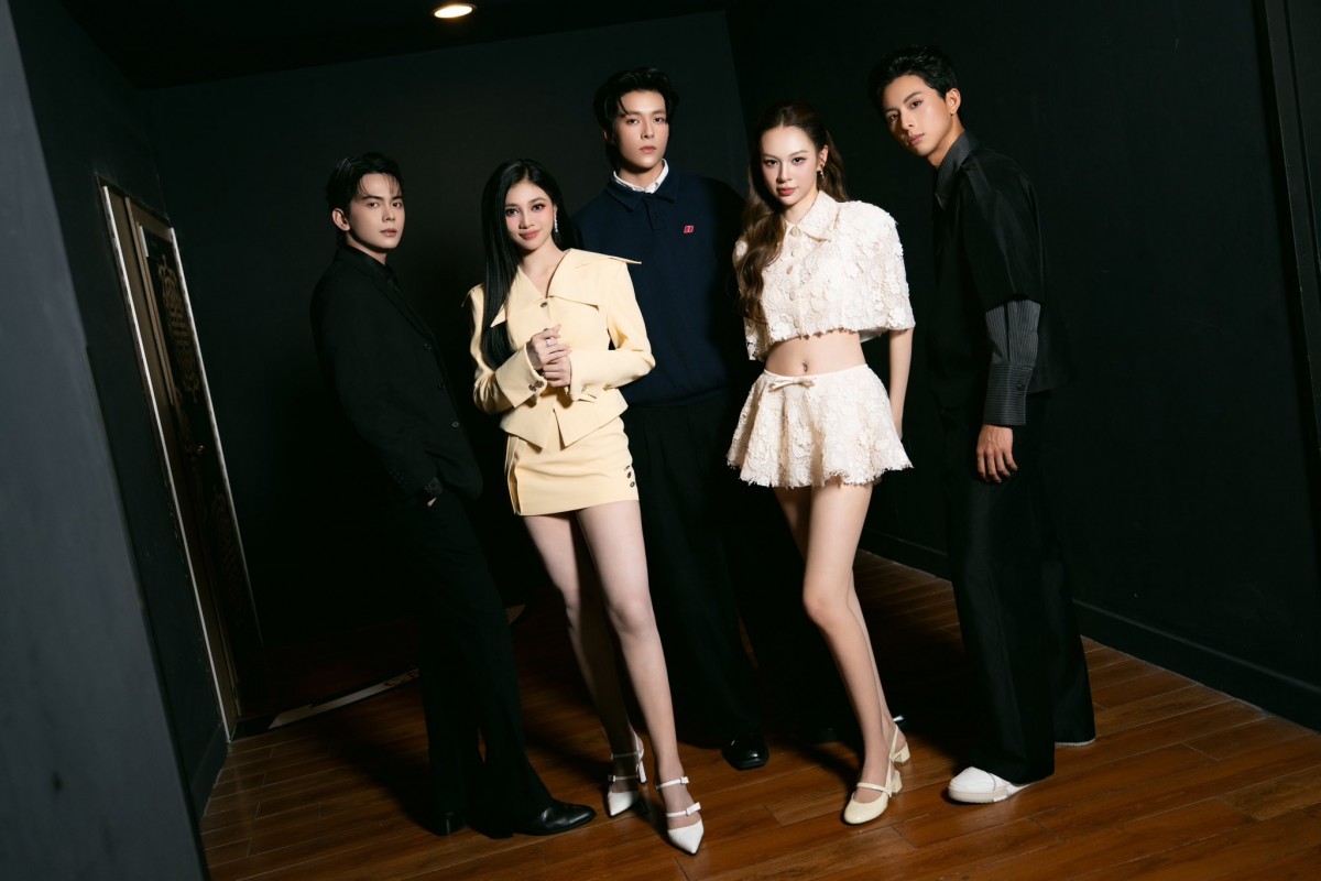 Á hậu Huỳnh Minh Kiên nói về chuyện casting 20 lần, cả vai diễn chỉ mặc một bộ đồ