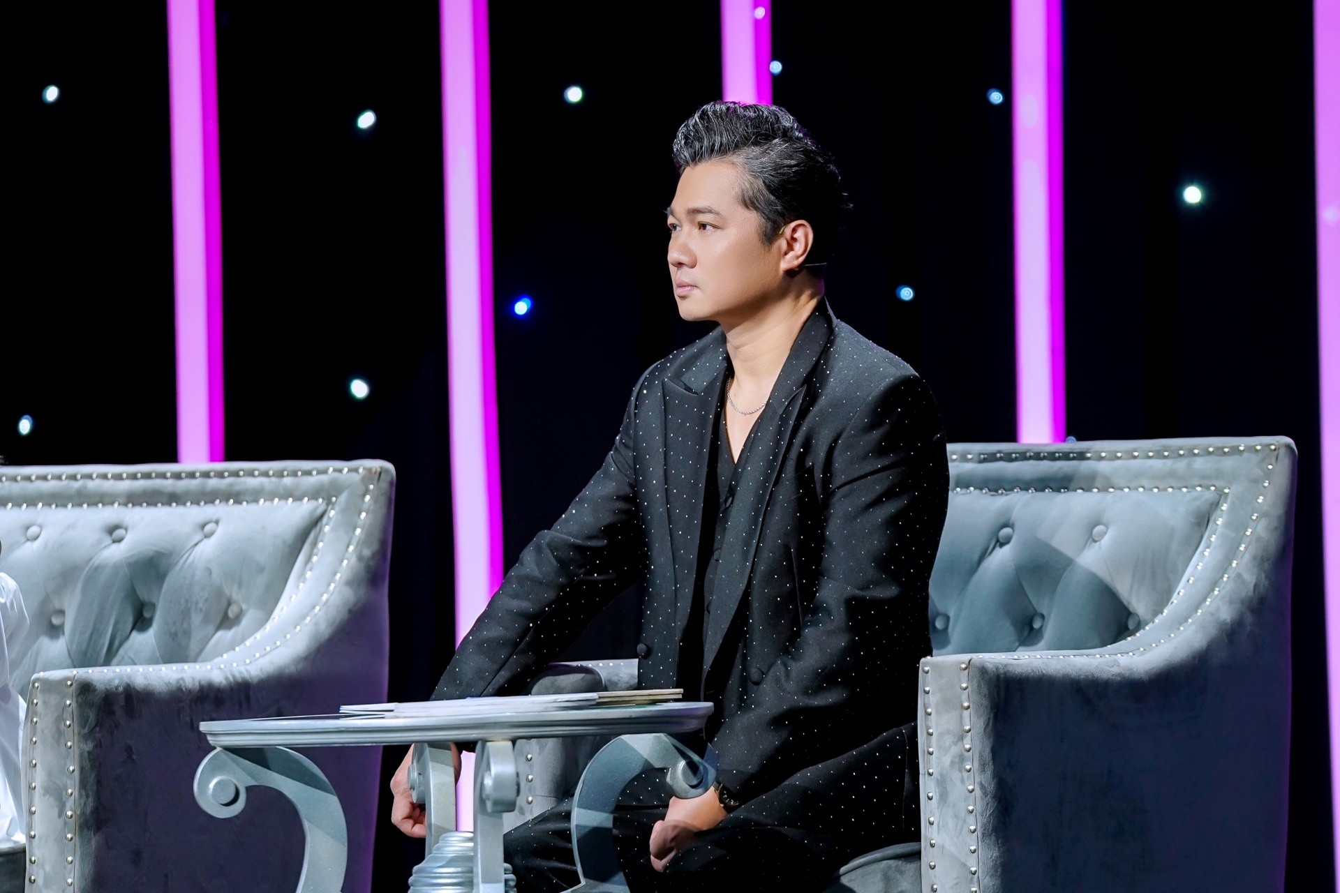 'Tỏa sáng sao đôi 2026': Đoan Trang gọi Trân Oanh - Thủy Tiên là chiến thần, Lâm Vũ ngớ ngẩn trước vẻ đẹp của cặp sao nữ