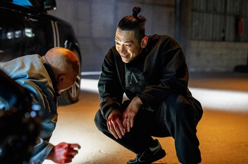 Sức hút 'khủng' của 'Bloodhounds 2': Đứng đầu bảng xếp hạng từ trước khi ra mắt