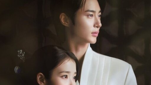 IU hứng chịu chỉ trích vì vai diễn mới trong 'Perfect Crown'