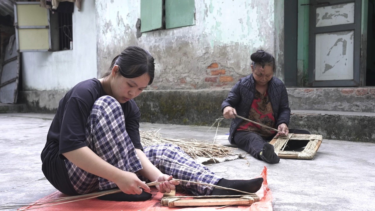 'Mái ấm gia đình Việt': Những em nhỏ sớm trưởng thành vì hoàn cảnh khó khăn khiến Minh Dự, Đỗ Thị Hà đau lòng