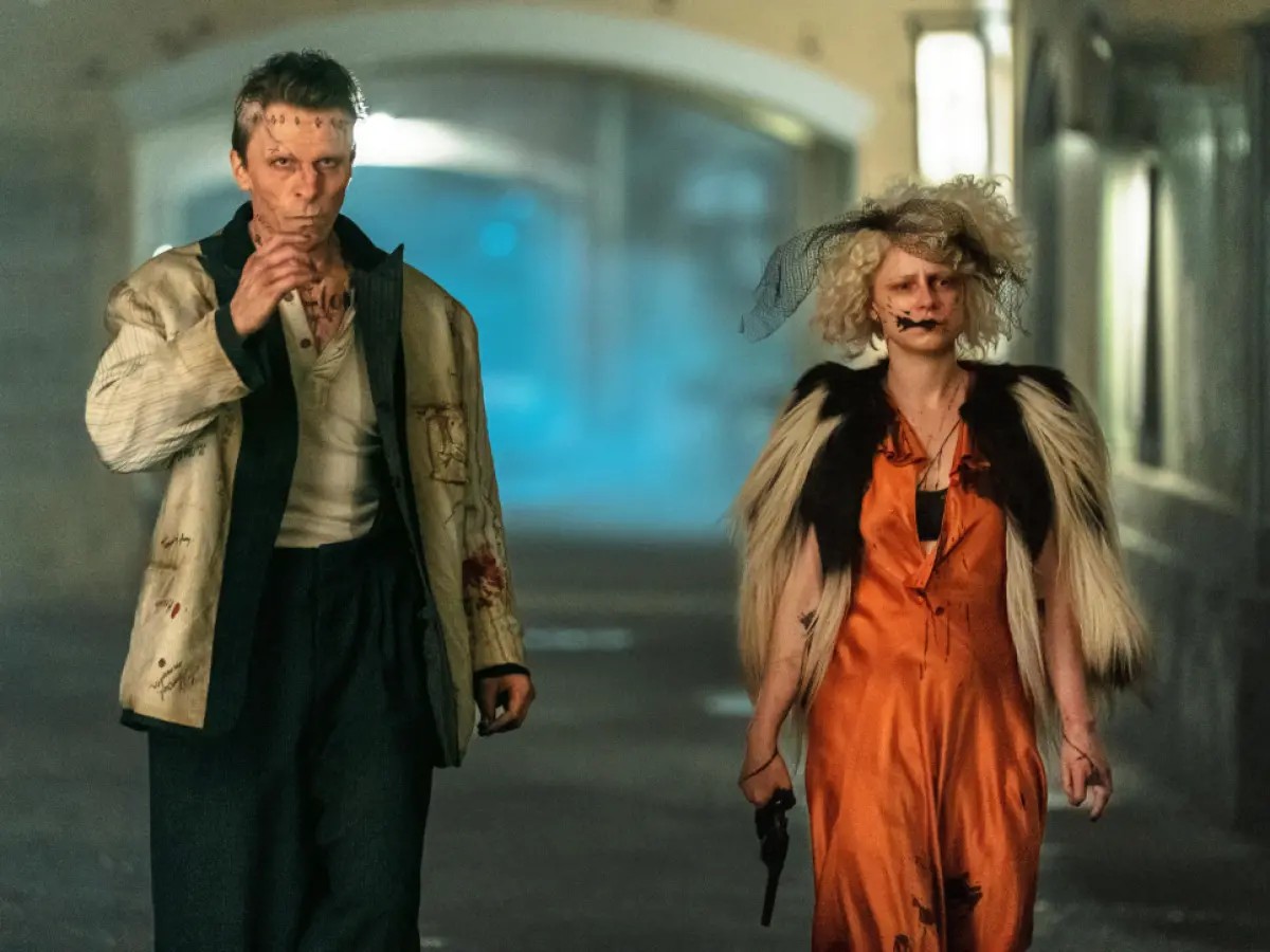 Màn hóa thân xuất thần của nữ diễn viên vừa thắng giải Oscar - Jessie Buckley trong bom tấn mới của nhà Warner Bros.