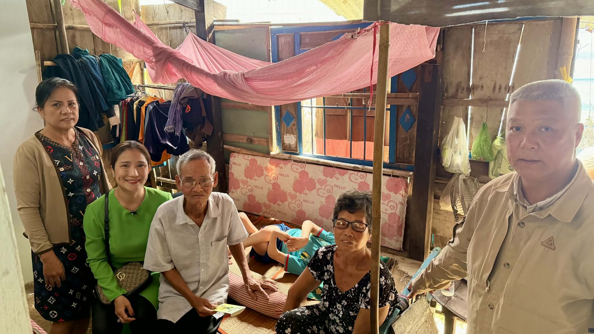 Cát Tường miệt mài 'truyền cảm hứng' vì cộng đồng, vì xã hội…