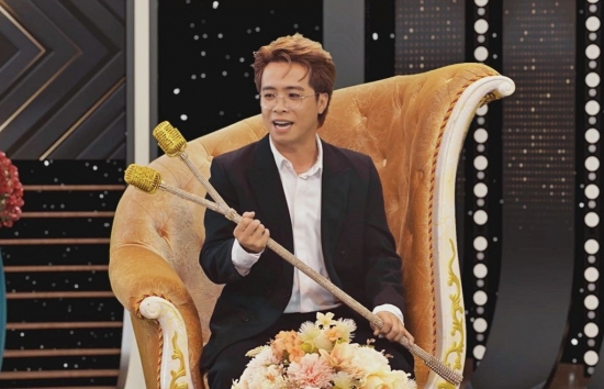 Ca sĩ Hồ Khánh Long: Thành công đến từ những lần rẽ hướng không ngờ