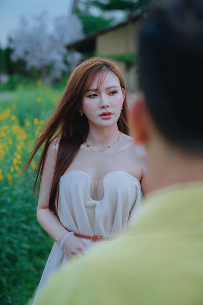 Thanh xuân thế hệ 8X-9X trở lại: Ưng Hoàng Phúc - Thu Thủy tái hợp, hứa hẹn khuấy đảo Vpop