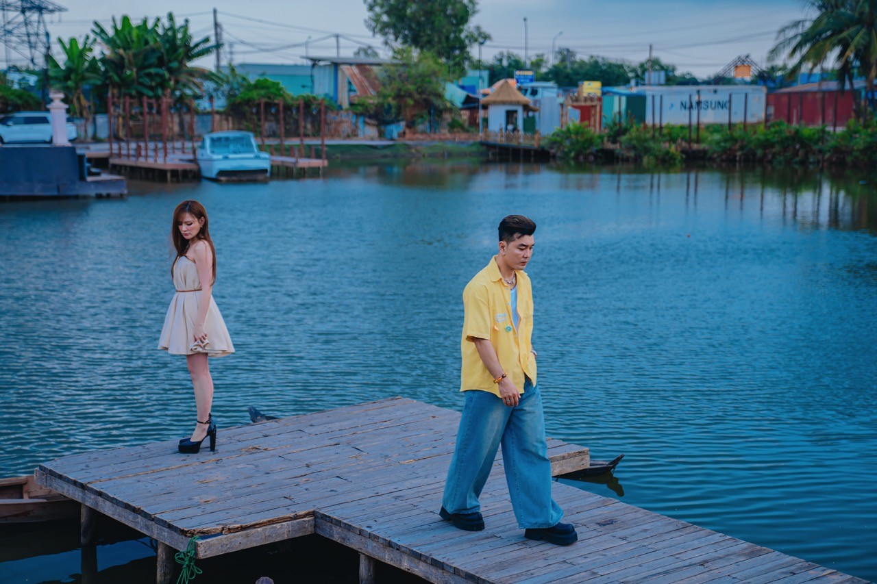 Thanh xuân thế hệ 8X-9X trở lại: Ưng Hoàng Phúc - Thu Thủy tái hợp, hứa hẹn khuấy đảo Vpop