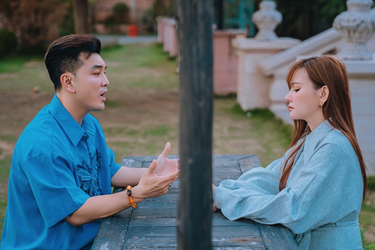 Thanh xuân thế hệ 8X-9X trở lại: Ưng Hoàng Phúc - Thu Thủy tái hợp, hứa hẹn khuấy đảo Vpop