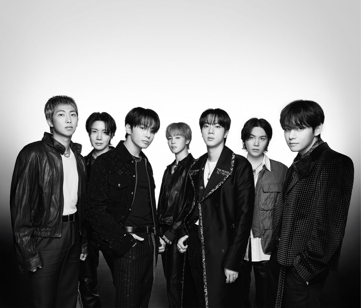 BTS thống trị các bảng xếp hạng âm nhạc ngay sau khi trở lại