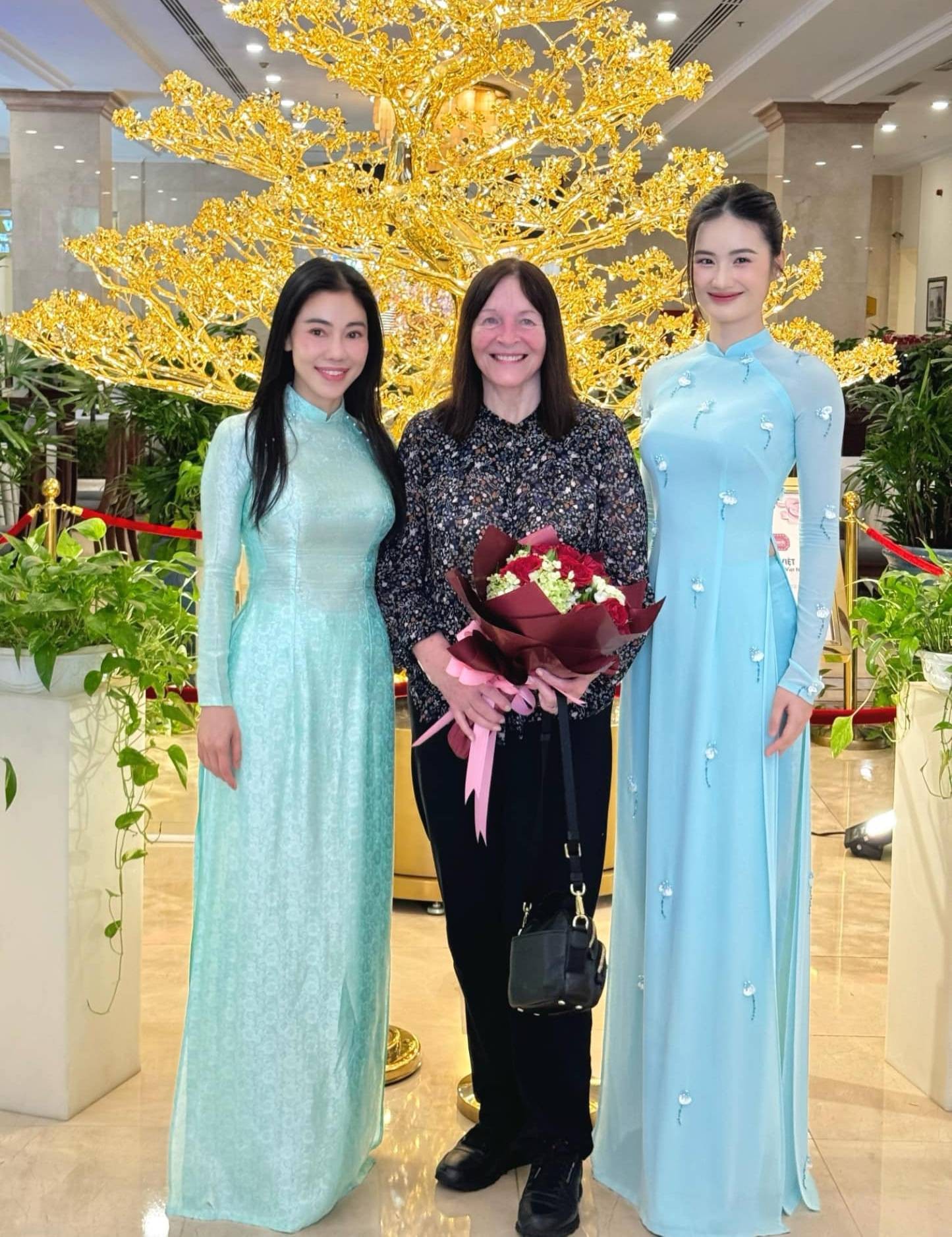 'Hoa hậu thế giới' Opal Suchata đến TP. HCM dự chung kết 'Miss World Vietnam 2025'