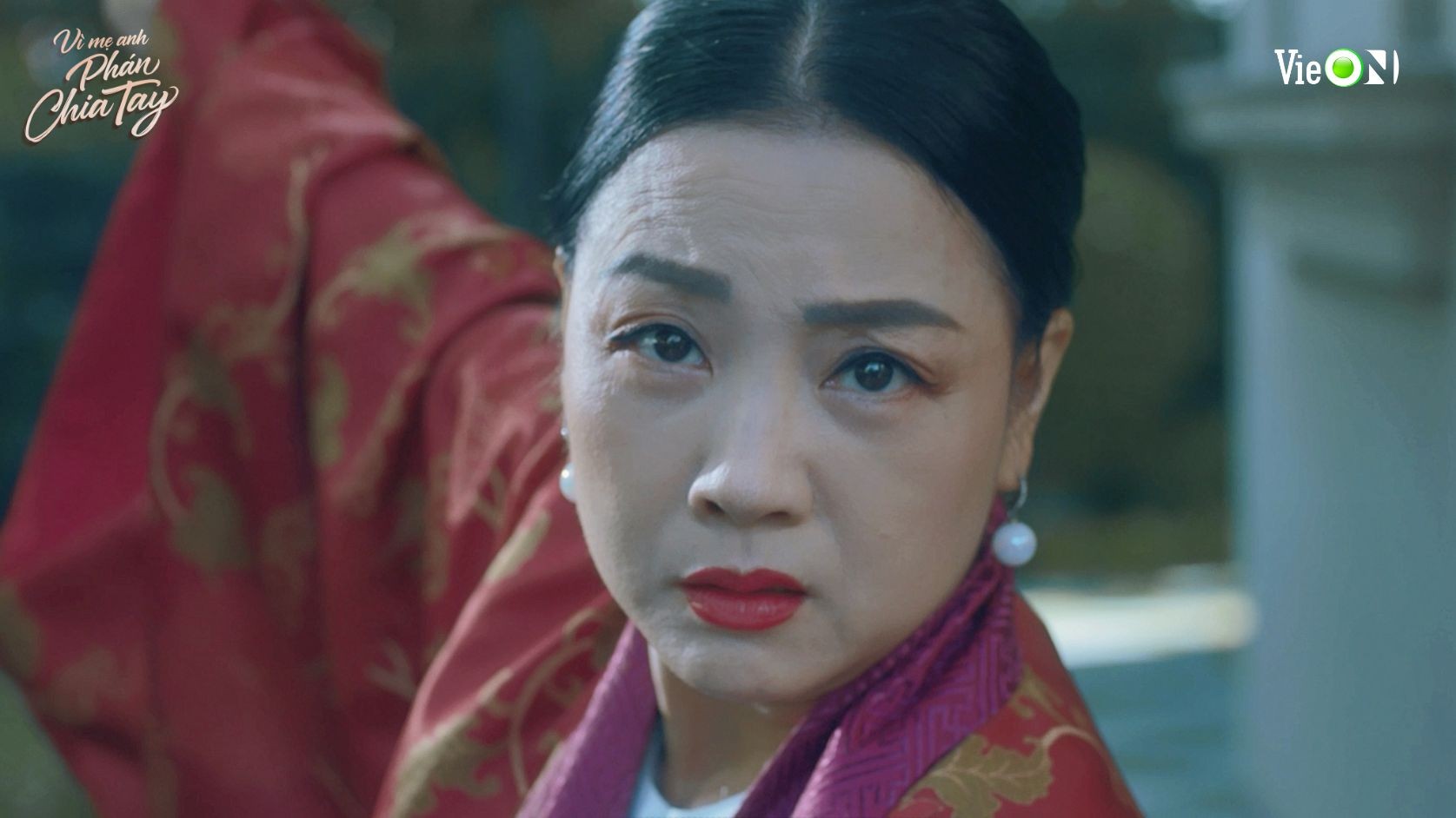 NSƯT Mỹ Duyên kiệt sức, gần như 'lên đồng' thật khi đóng phim 'Vì mẹ anh phán chia tay'