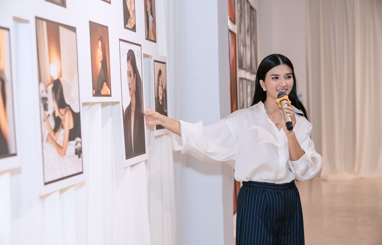 Mừng sinh nhật, NSƯT Kim Tuyến tổ chức triển lãm kỷ niệm đánh dấu chặng đường 20 năm hoạt động nghệ thuật