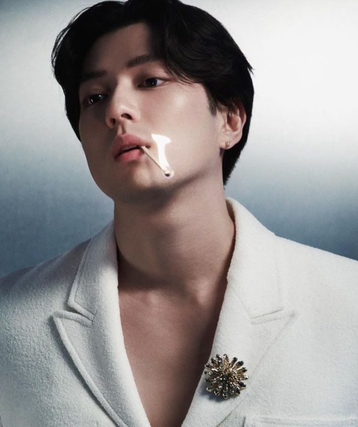 Góc khuất sau ánh hào quang của 'đệ nhất mỹ nam' Nhật Bản trong 'One Piece'