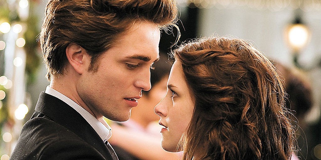 Robert Pattinson “ghét” 'Twilight' đến mức nào? Đến mức… chưa xem hết phim mình đóng